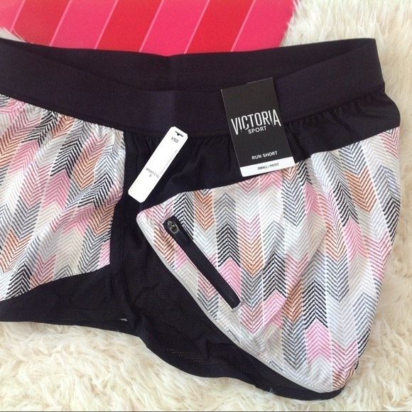 VICTORIA’S SECRET Best VSX Shorts - Picture 4 of 7